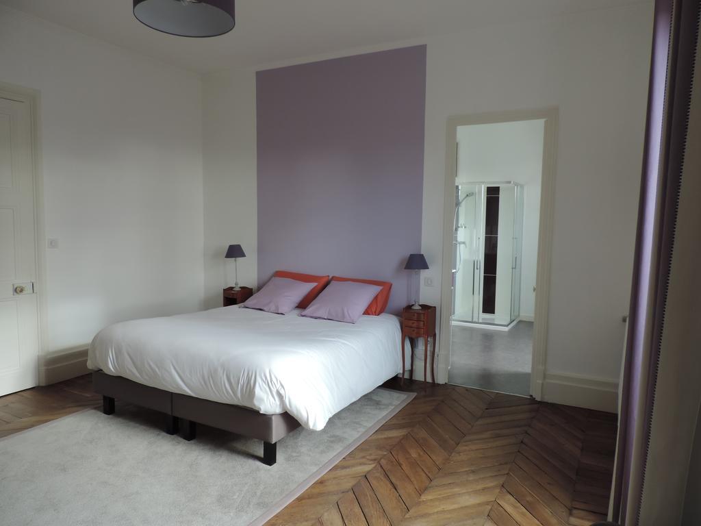 Cedre Et Charme Bed & Breakfast Saint-Branchs Room photo