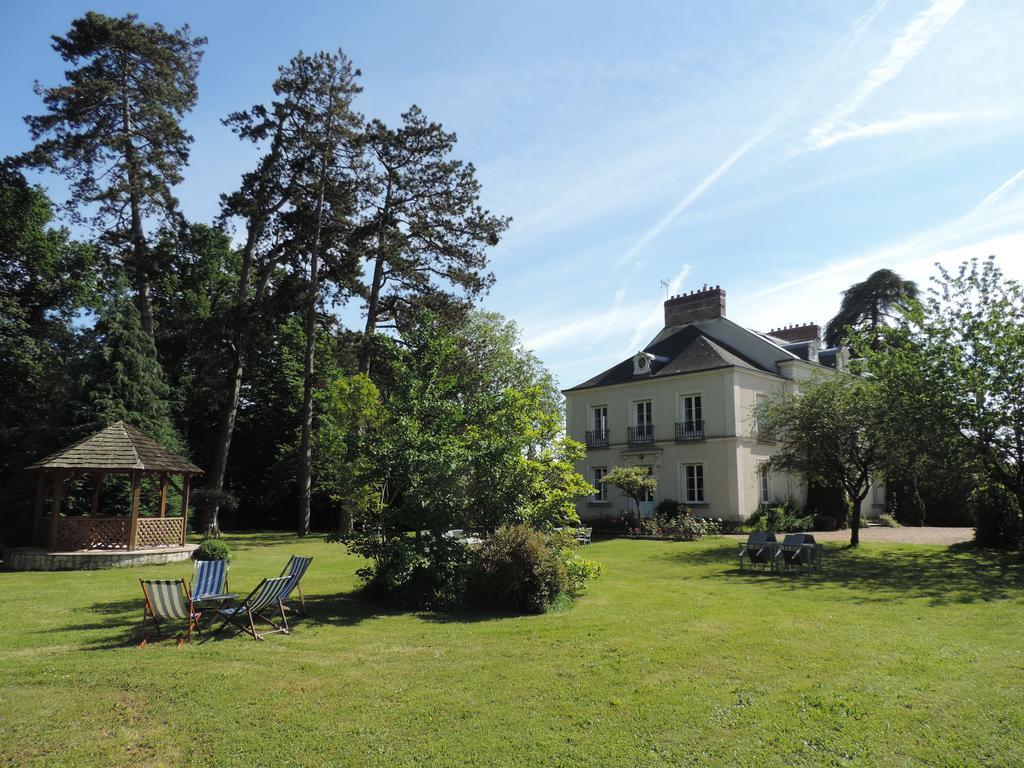 Cedre Et Charme Bed & Breakfast Saint-Branchs Exterior photo